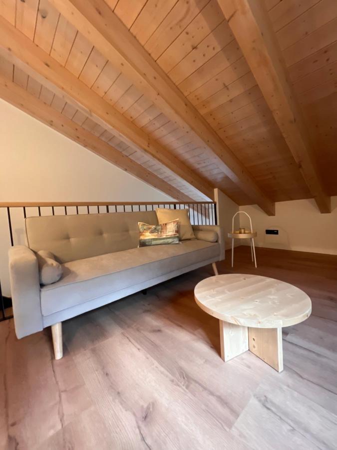 Apartamentos Turisticos: Tu Casa En Sahun Exterior photo