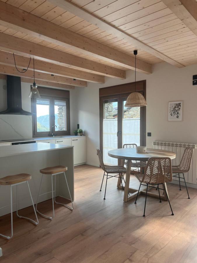 Apartamentos Turisticos: Tu Casa En Sahun Exterior photo